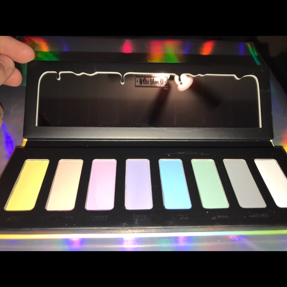Kat Von D Pastel Goth Palette Limited Edition - Picture 6 of 6